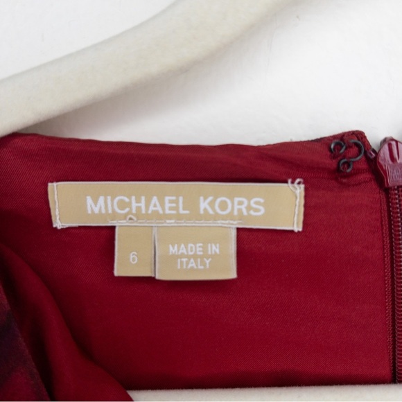 Michael Kors Collection 2010 Runway Rose Petal Asymmetrical Pleated Dress - Picture 6 of 12